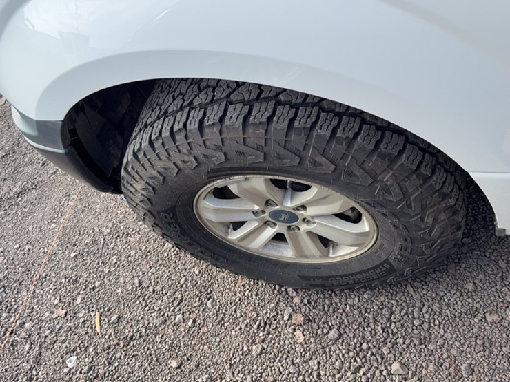 2019-ford-f150-image-12