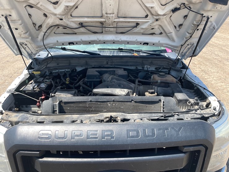 2013-ford-f250-image-42