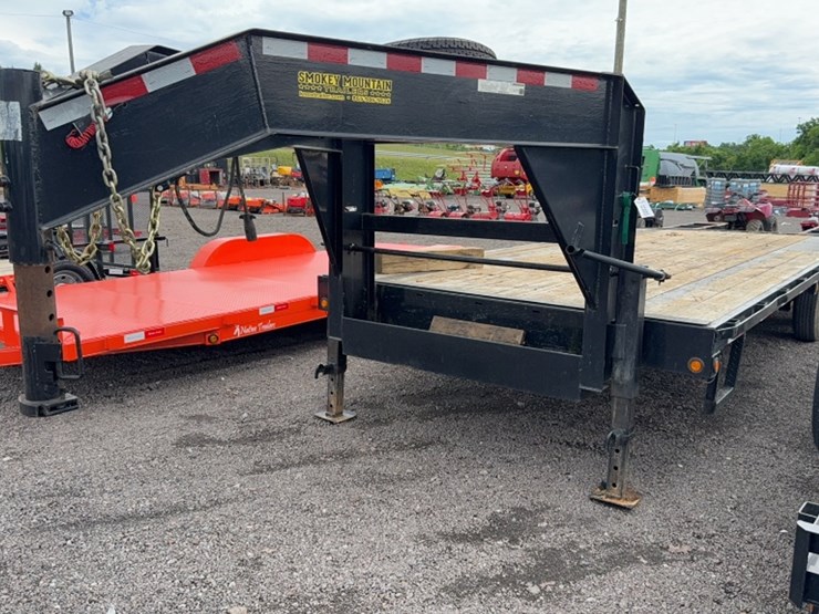 #3009-•-2021-carry-on-25'-gooseneck-trailer-image-1