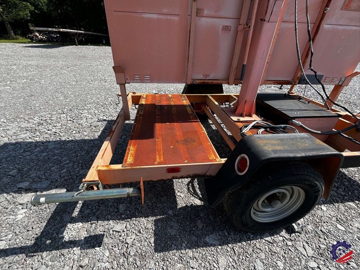 2005-precision-solar-controls-solar-message-center-s/a-tag-trailer-image-21