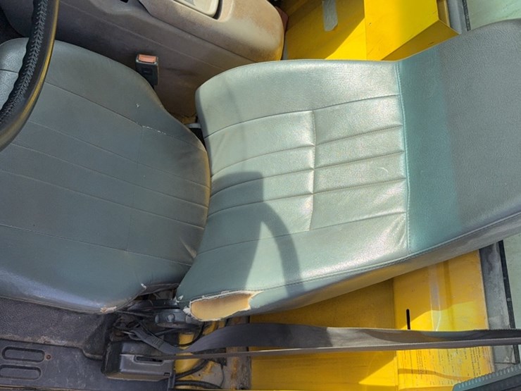 2001-caterpillar-3126-image-16