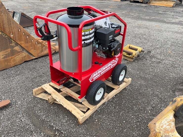 #2025-•-magnum-4000-series-pressure-washer-image-5