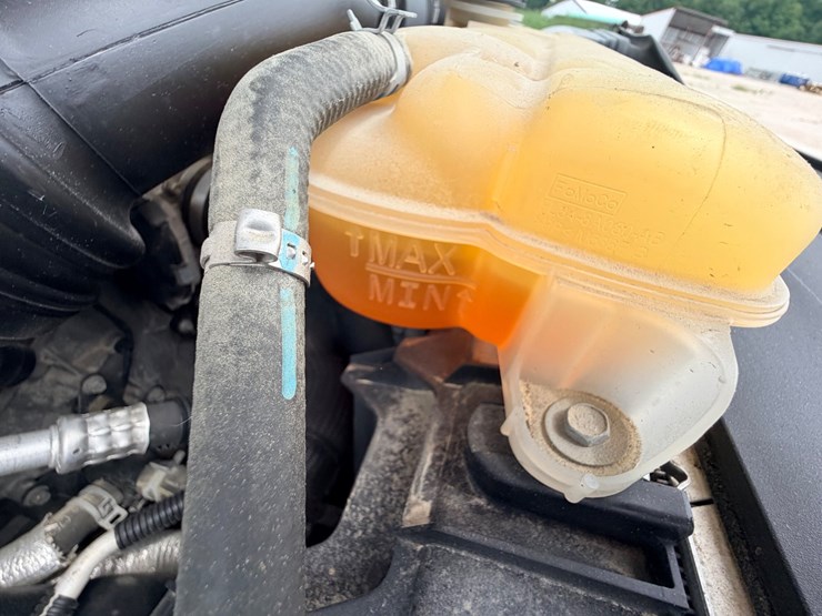 2017-ford-f150-image-51