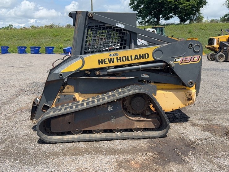 new-holland-c190-image-10