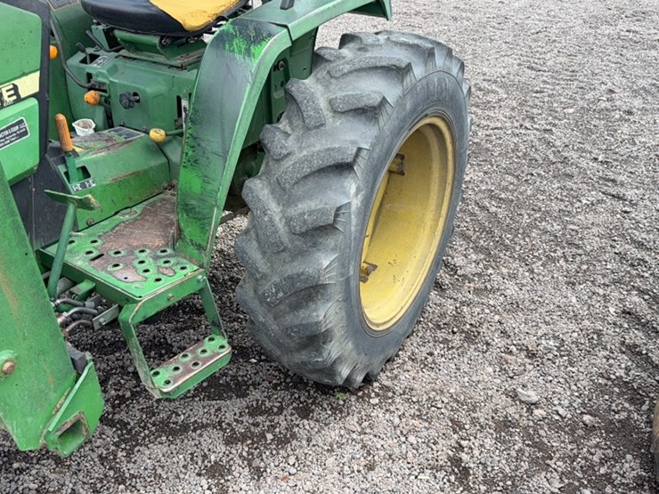 john-deere-790-image-14