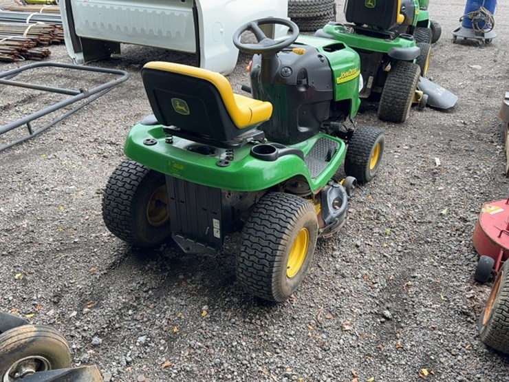 john-deere-l108-image-4