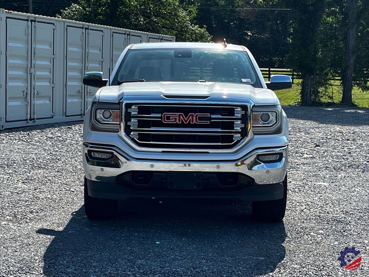 2018-gmc-sierra-z71-slt-truck-image-23