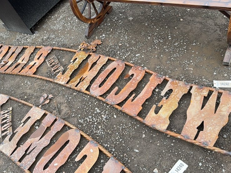 #6039-•-metal-welcome-to-the-ranch-sign-image-2