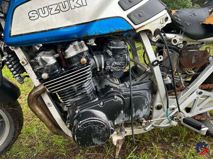 1985-suzuki-gs1150-motorcycle-image-8