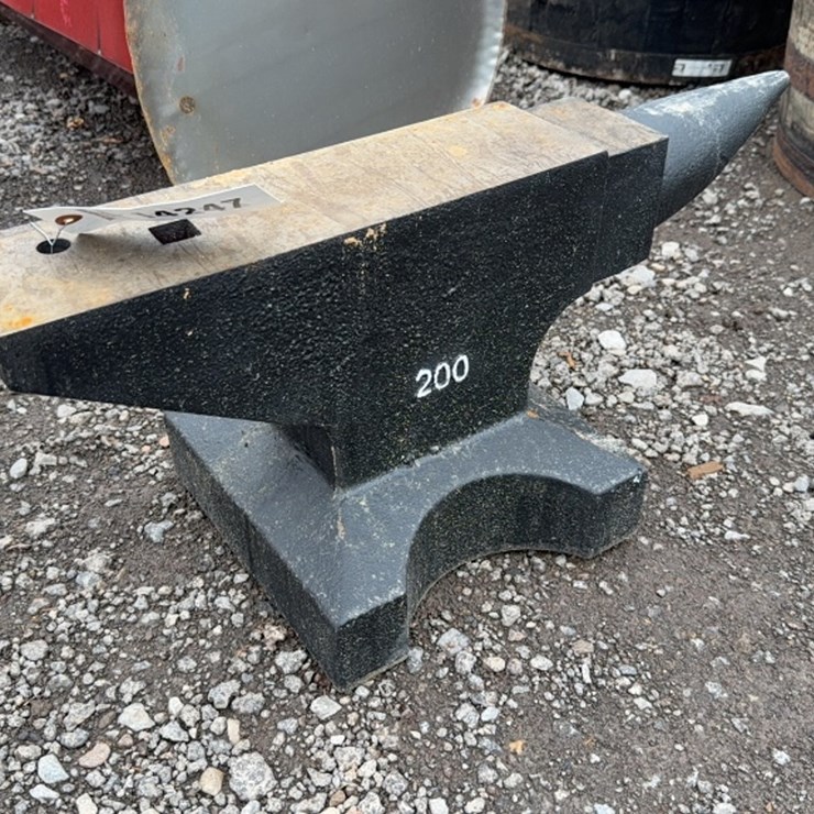 #6045 • 200LB ANVIL