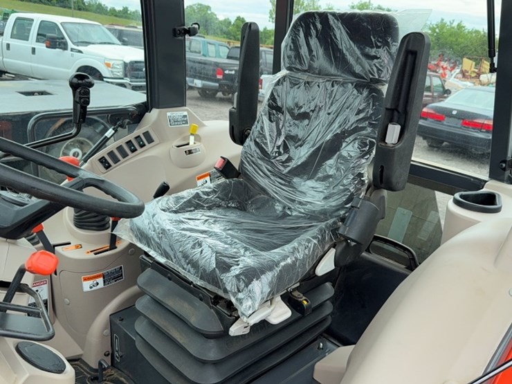 kubota-m7040-image-16
