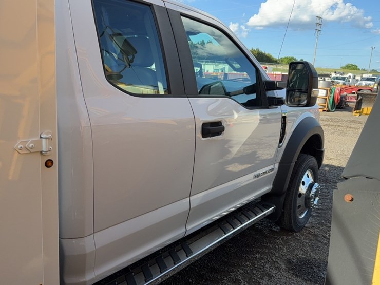 2019-ford-f550-image-6