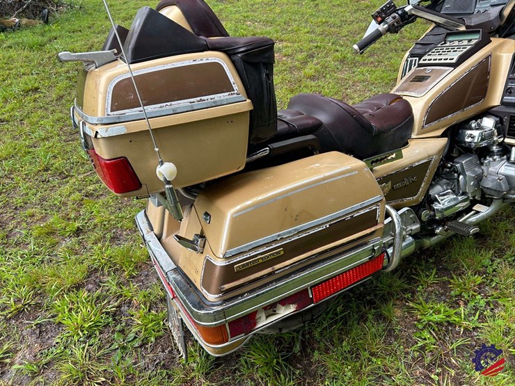 1985-honda-gl1200-(goldwing)-l-motorcycle-image-25