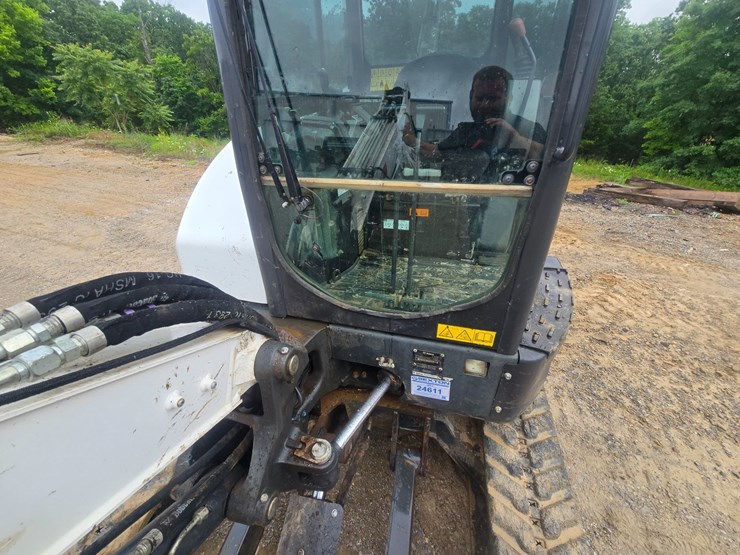 2022-bobcat-e42-image-74