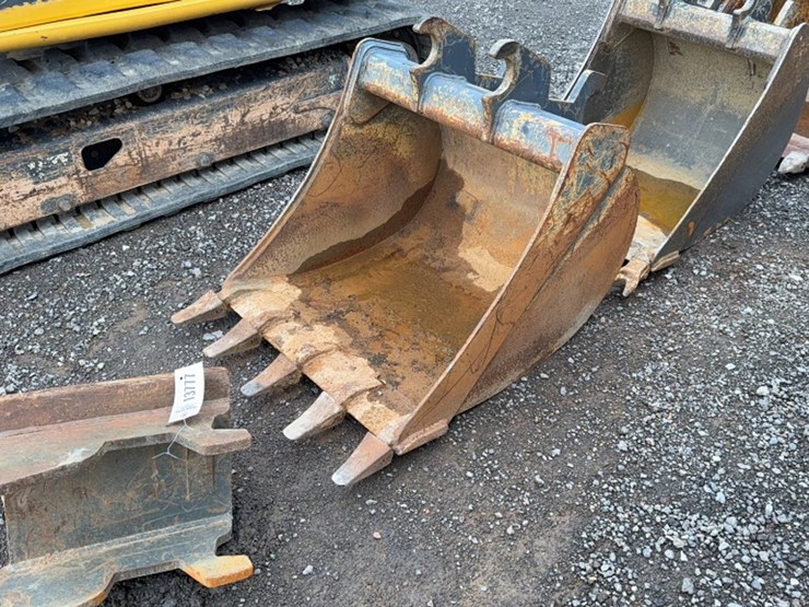 deere-60g-image-1