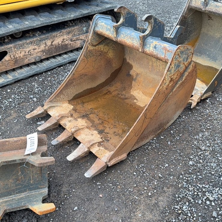 DEERE 60G