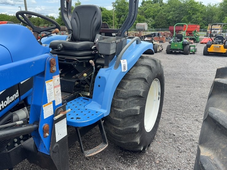 new-holland-tc35a-image-15