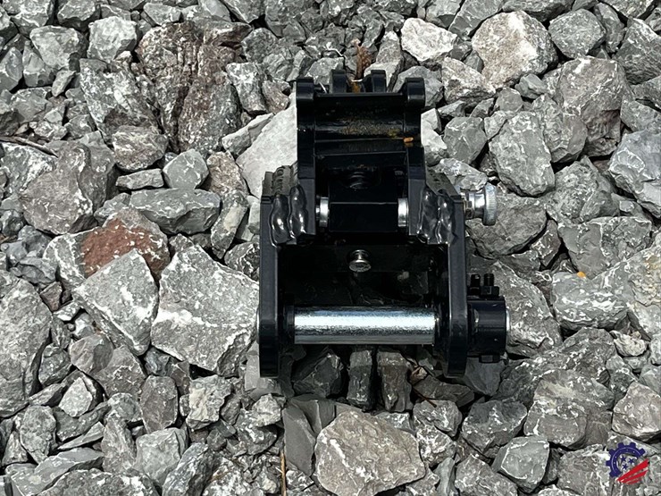 unused-2026-ce-semi-automatic-quick-change-coupler-image-5