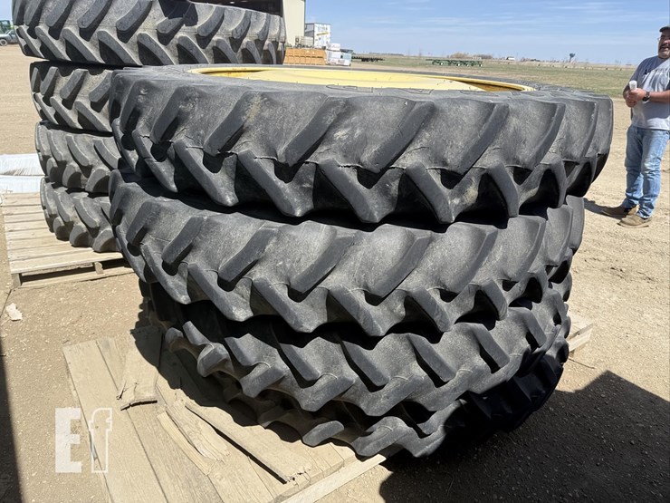 2-goodyear-320/90r50-floaters-image-3