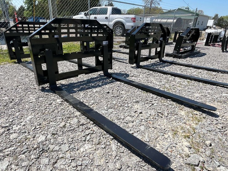unused-2026-future-ft-dhc-skid-steer-forks---[skid-steer-attachments]-attachment-image-10