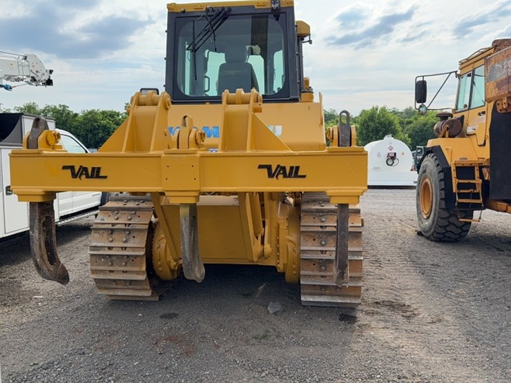 komatsu-d65ex-image-8