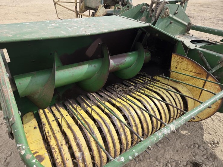 john-deere-24t-image-4