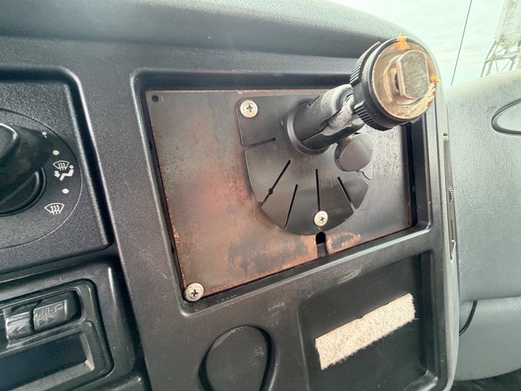 2005-international-durastar-4300-image-59