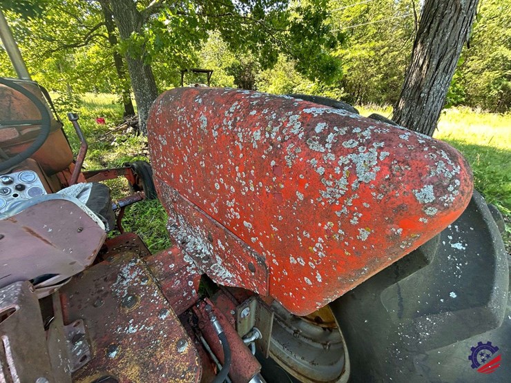 (inop)-allis-chalmers-farm-tractor-image-48