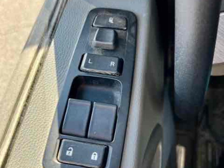 2018-kenworth-t880-image-11