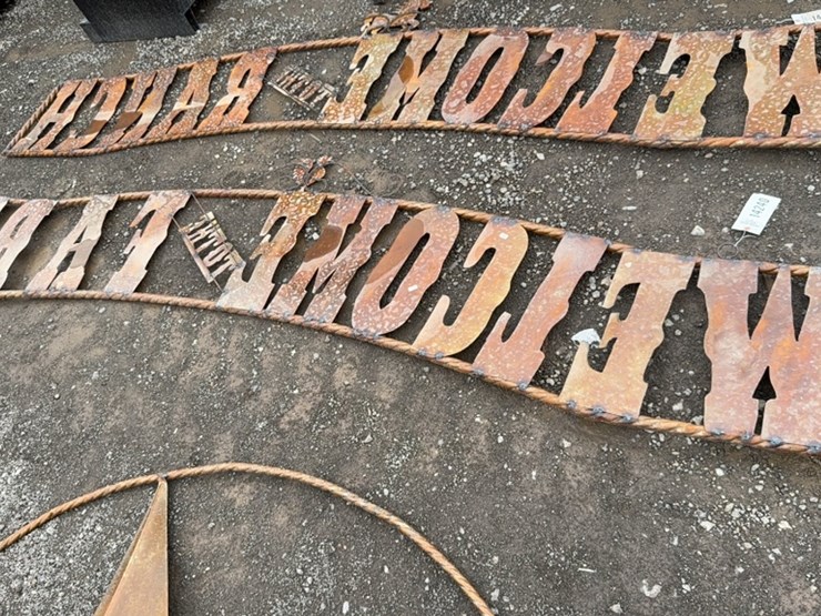 #6038-•-metal-welcome-to-the-farm-sign-image-2