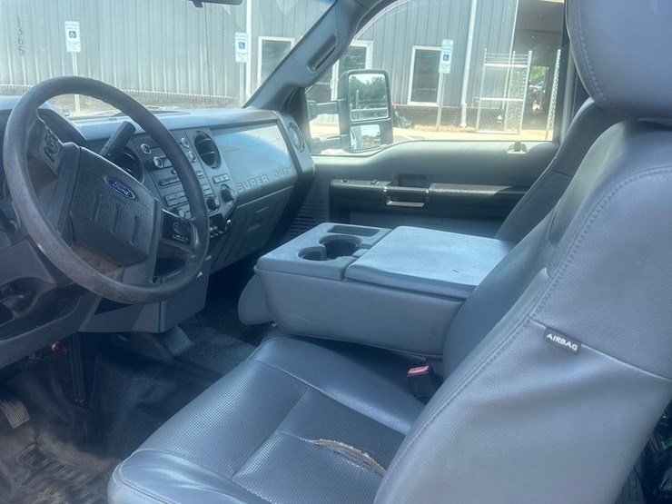 2015-ford-f350-image-22