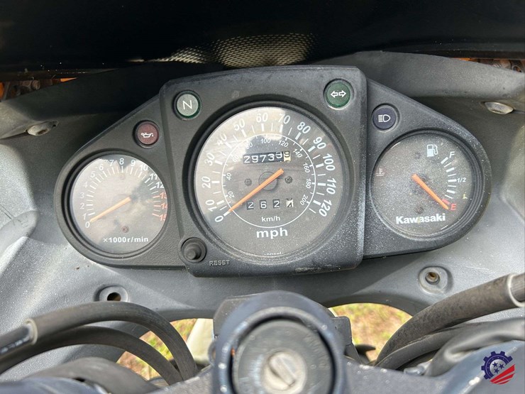 2008-kawasaki-ninja-250r-motorcycle-image-14