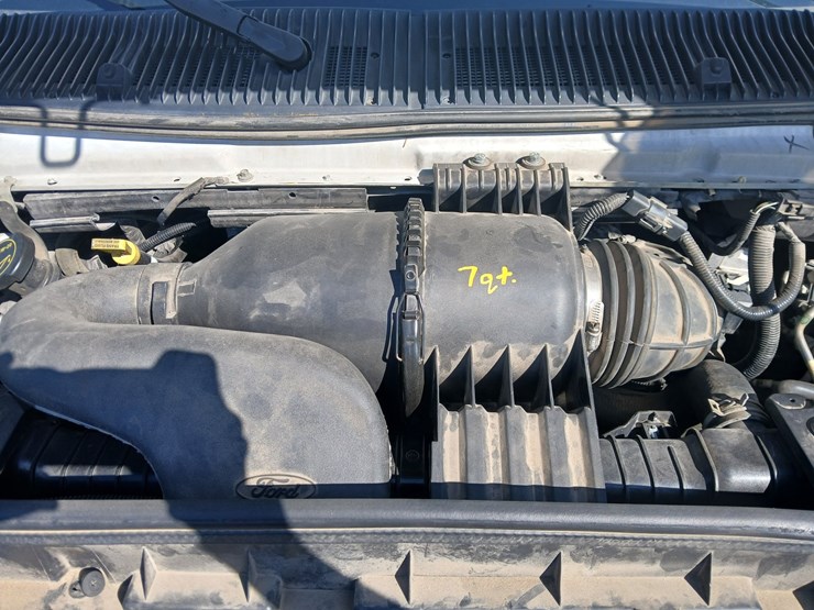 2009-ford-e450-image-22