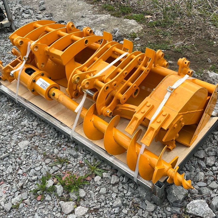 Unused 2026 FUTURE QTY (8) CAT 301 Excavator Attachment