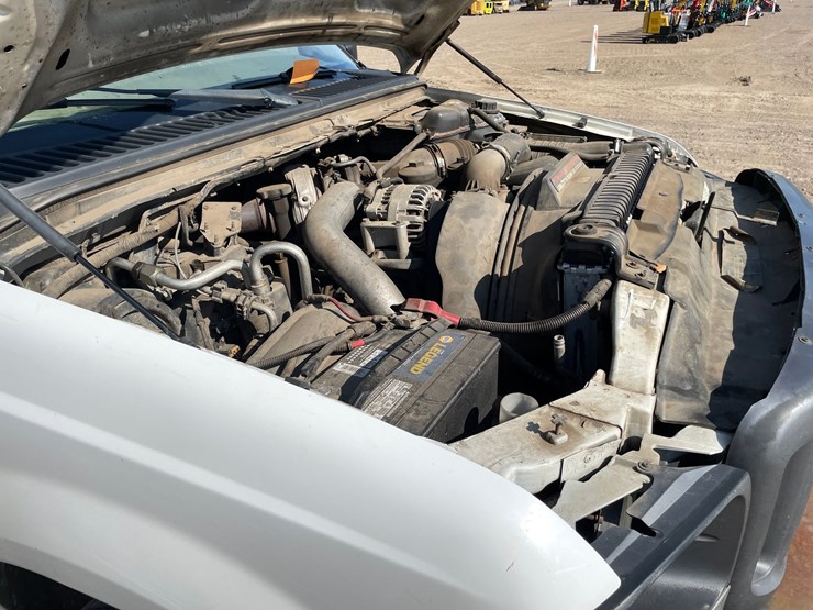 2004-ford-f450-image-34