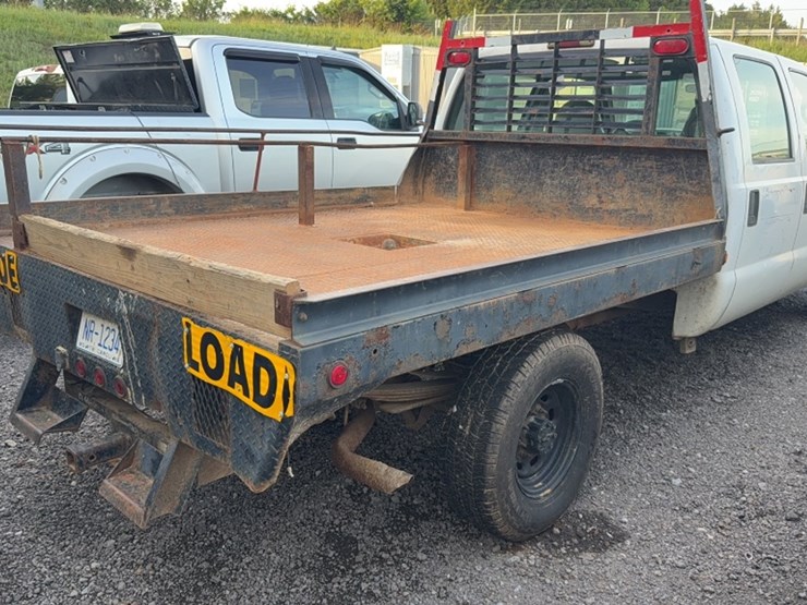 2001-ford-f350-image-8