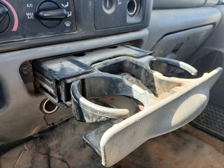 2003-ford-f550-image-44