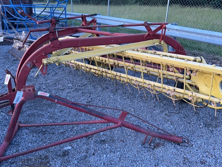 new-holland-258-image-1