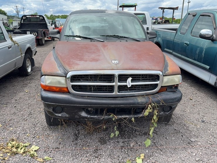 2003-dodge-dakota-image-2