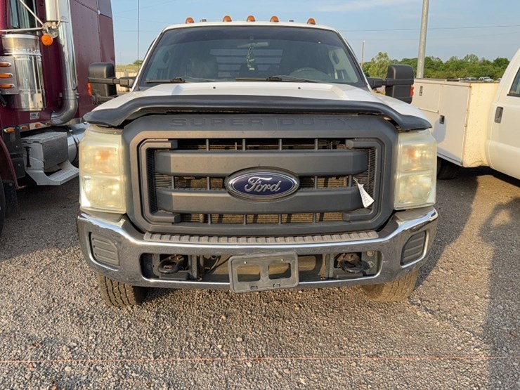 2012-ford-f350-image-2