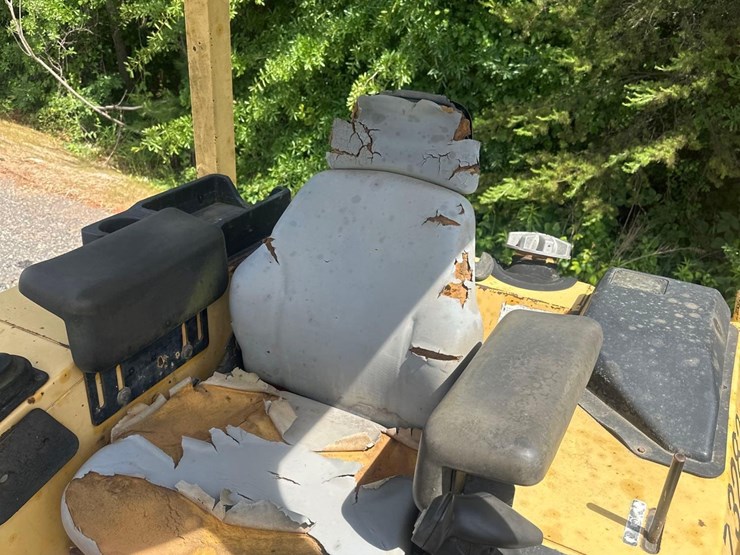 deere-450h-lt-image-18