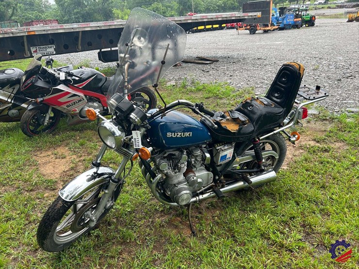 2008-suzuki-gs550e-motorcycle-image-1