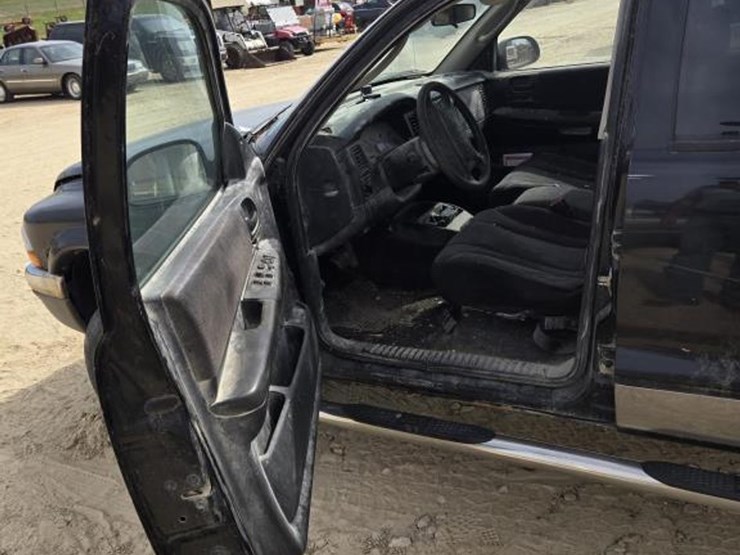 2003-dodge-dakota-image-16