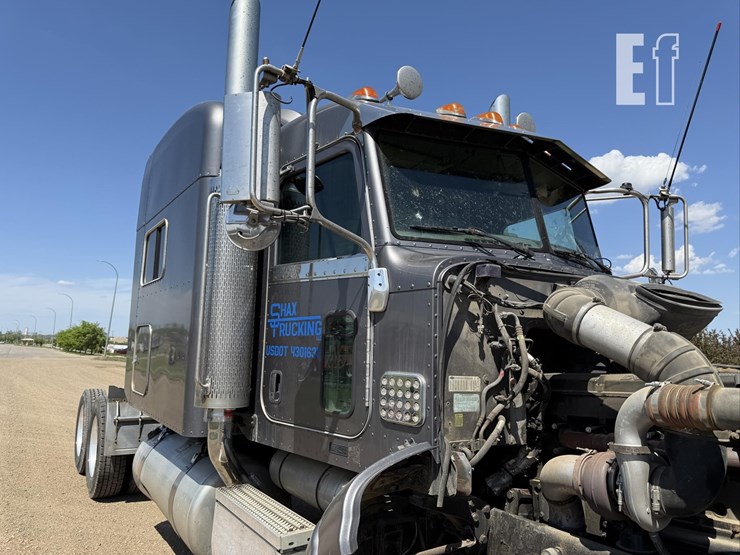 2009-peterbilt-386-image-72