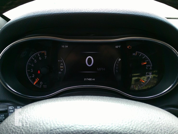 2015-jeep-grand-cherokee-laredo-image-11