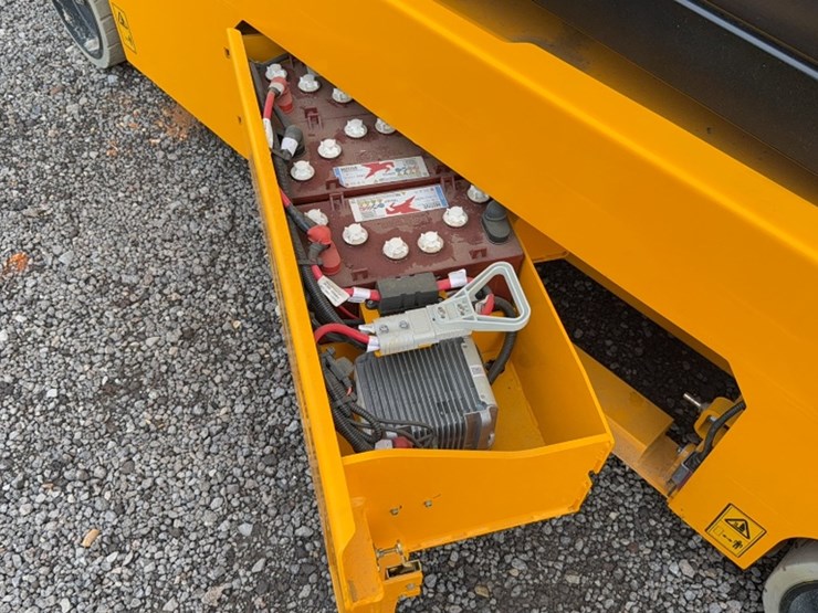 2023-jcb-s4550e-image-3