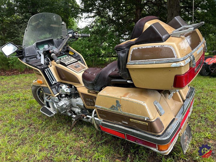 1985-honda-gl1200-(goldwing)-l-motorcycle-image-19