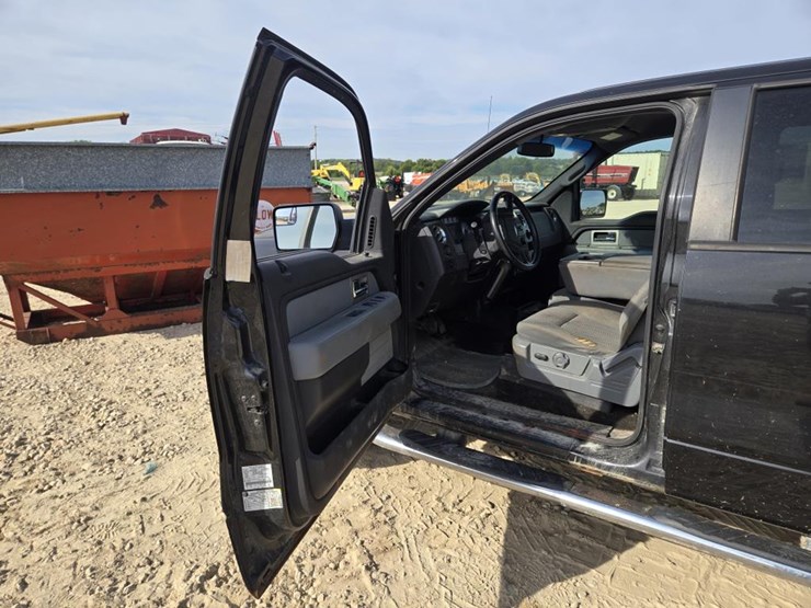 2011-ford-f150-image-13