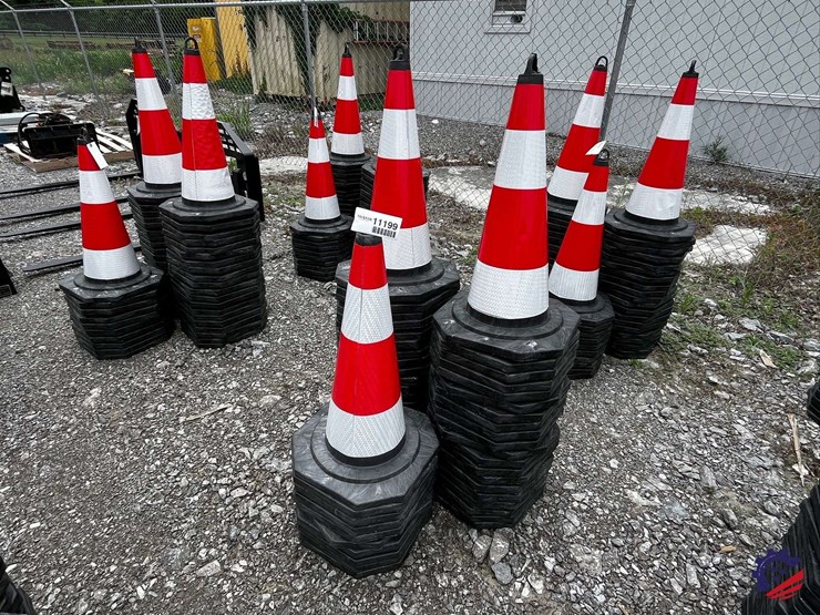 unused-2026-ce-irstc-safety-traffic-cones-image-3