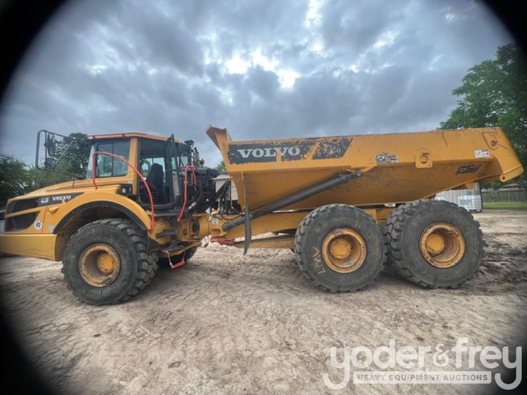 2021-volvo-a25g-image-1